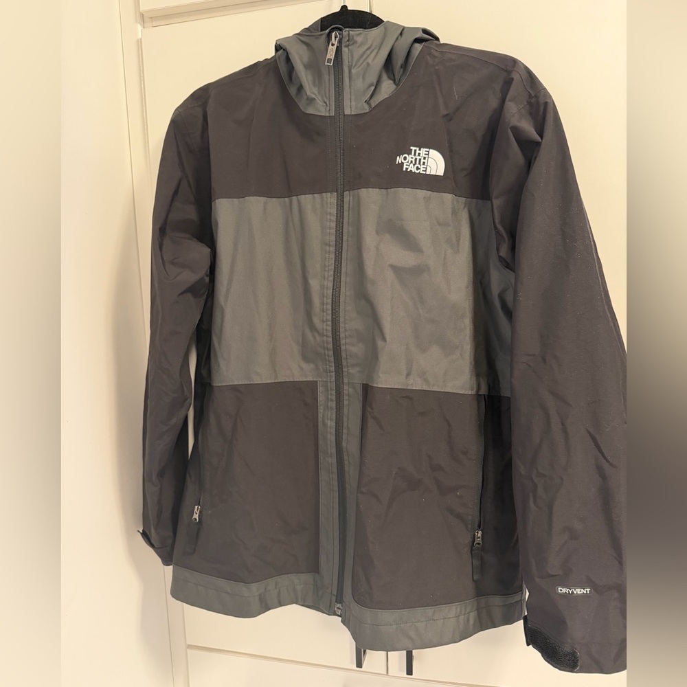 North Face Boys XL - Jacket - like new